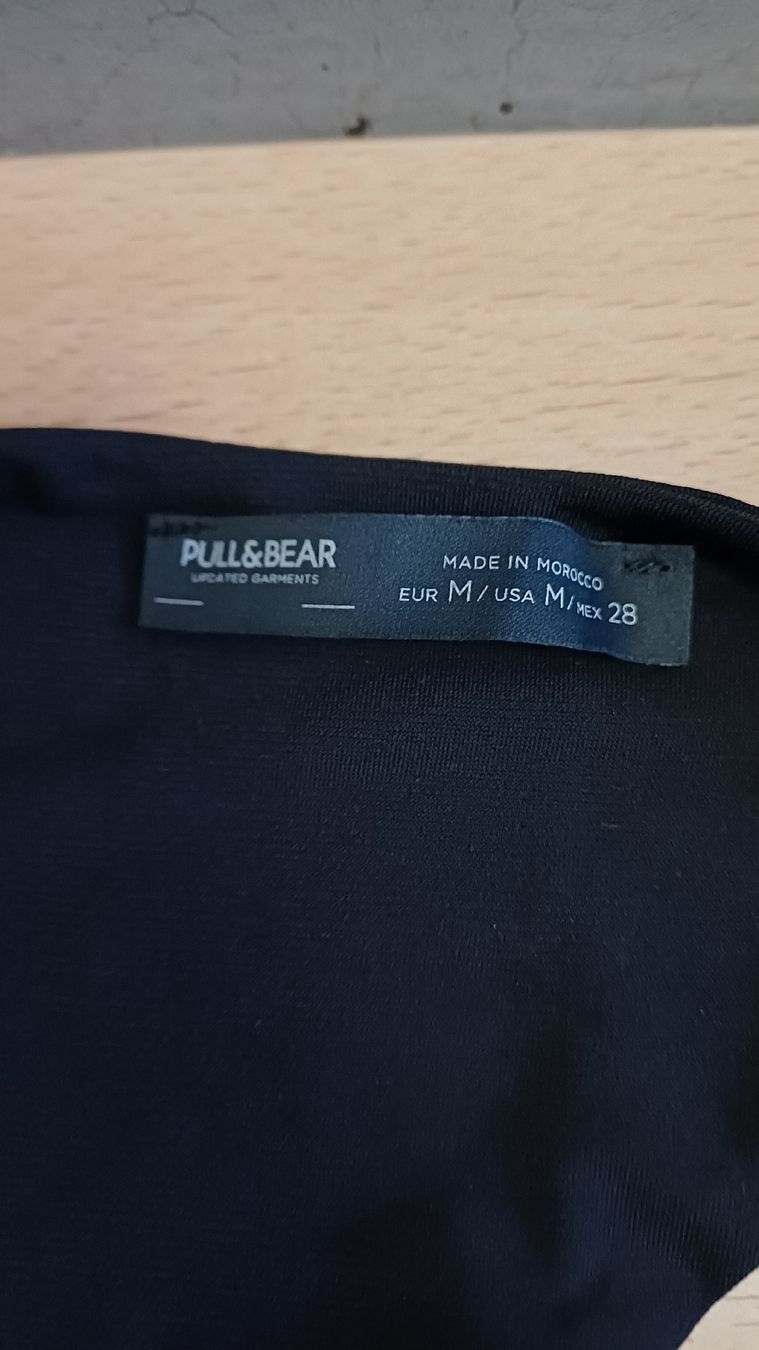 Pull&Bear Tops: Haut Pull&Bear – D'occasion à Bex par Sakito 1