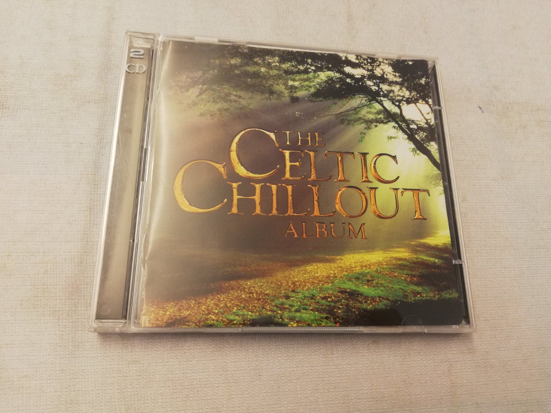 CD: THE CELTIC CHILLOUT ALBUM – Usato da Bern venduto da Vinylsound.ch
