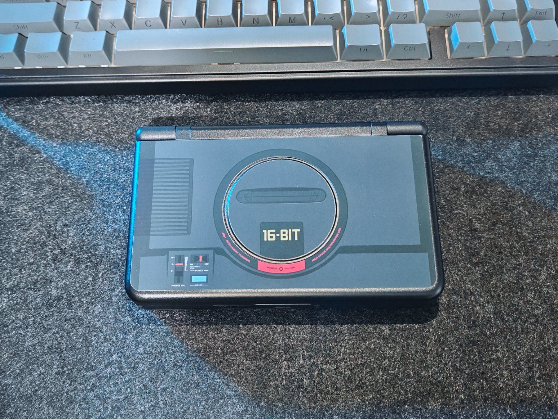Retroid Konsolen: Retroid Pocket Flip 2 Handheld [Black] – Neu (gemäss Beschreibung) aus Basel von BryanT 2
