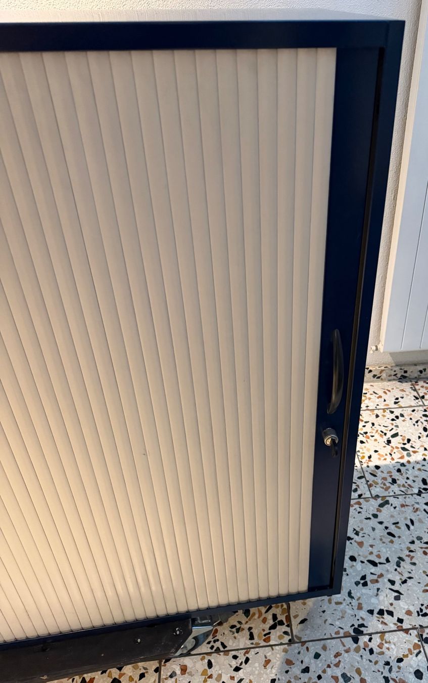 Armadi: Aktenschrank Blau – Usato da Ebikon venduto da Soundbooth 2