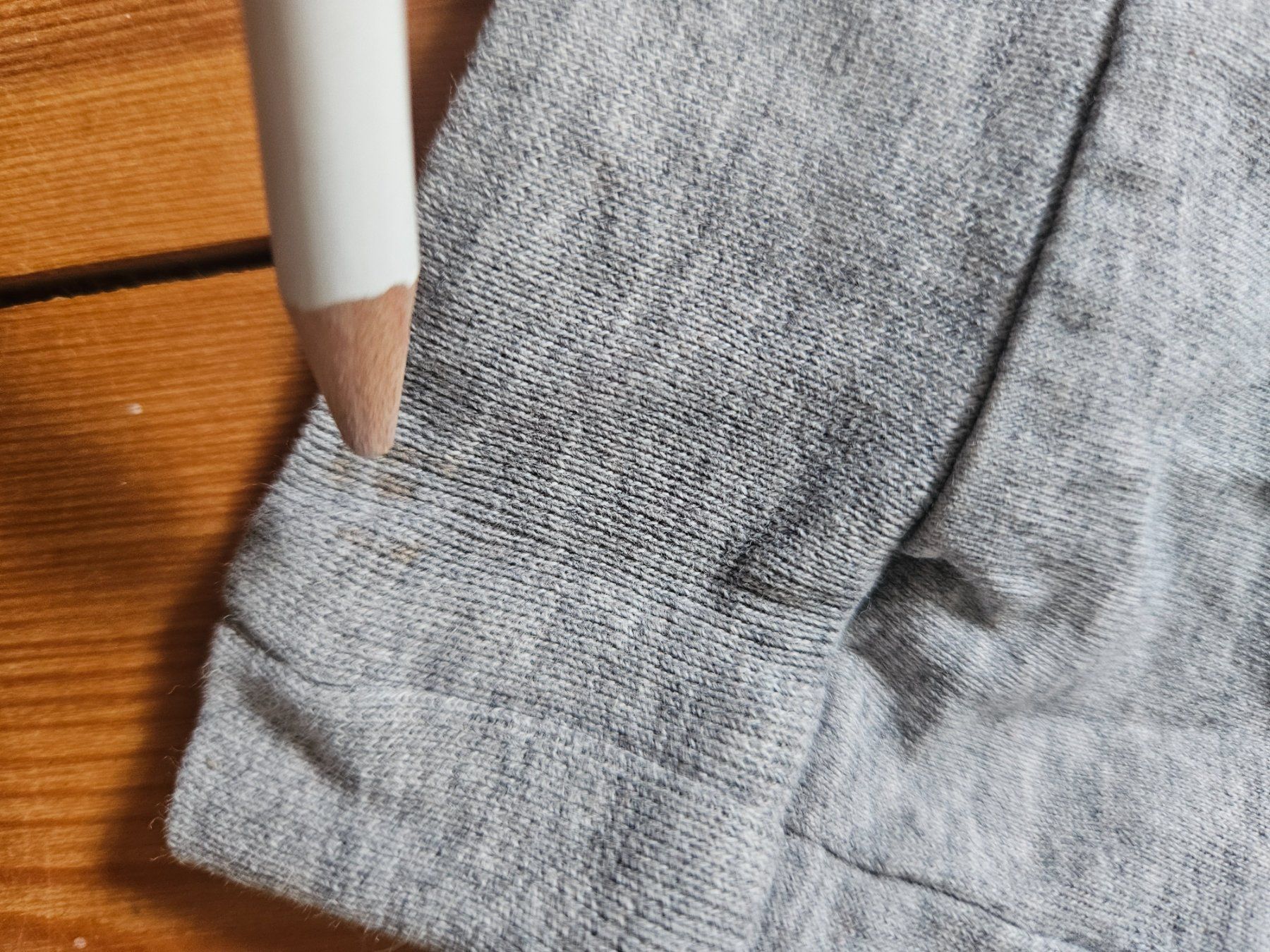 Molo Blusen, T-Shirts & Tops: Wunderschönes Molo Shirt 128 – Gebraucht aus Rifferswil von fle_5nqr 4