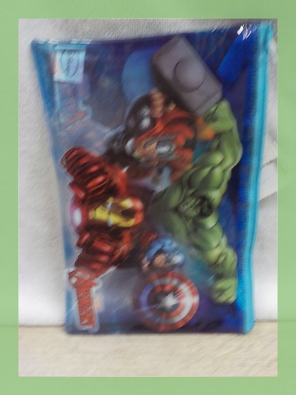 Astucci : Avengers Mäppli Federmäppchen Reissverschluss Etui Comic – Nuovo (secondo la descrizione) da Bülach venduto da Freieck 7