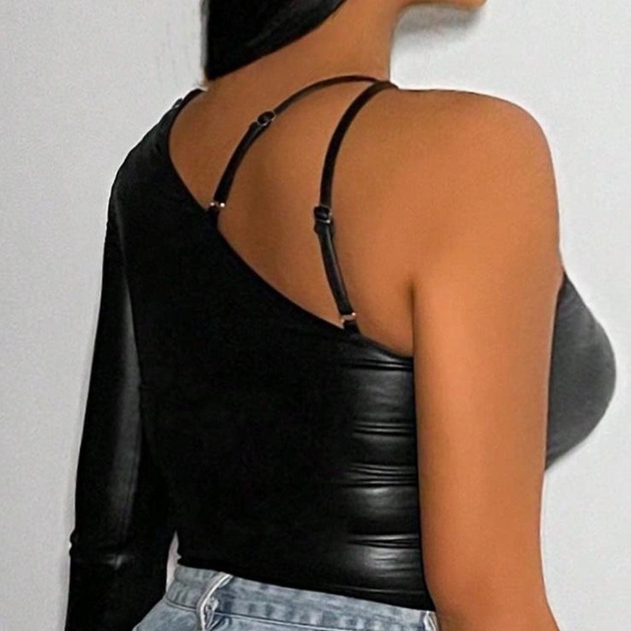 Top: Women's Black Crop-top – Nuovo e nell'imballaggio originale da Zürich venduto da onlyifashion 1