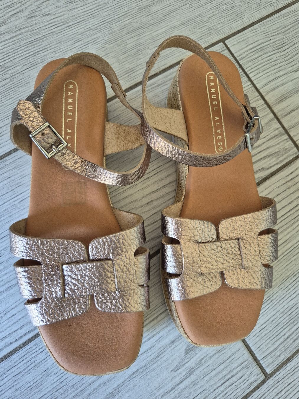 Scarpe da donna: sandales Manuel Alves 37 – Nuovo (secondo la descrizione) da St-Pierre-Clages venduto da _RV