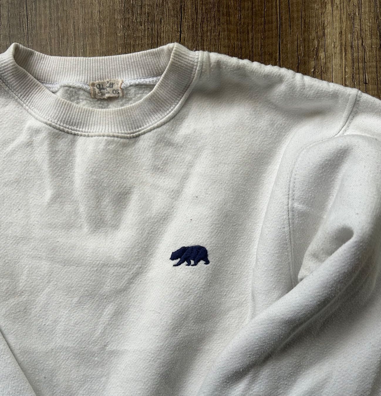 Brandy Melville Maglioni & Felpe: Weisser Pullover Brandy Melville Grösse S – Usato da Basel venduto da likeitbuyit 1