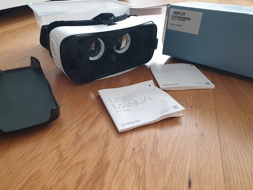 Casco VR: Samsung Gear VR Brille – Usato da Rain venduto da cid_8gmf 1