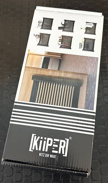Veicoli da campeggio: Kiiper-Ablagenetz - Schwarz liniert - XL – Usato da Volketswil venduto da Jmwirth