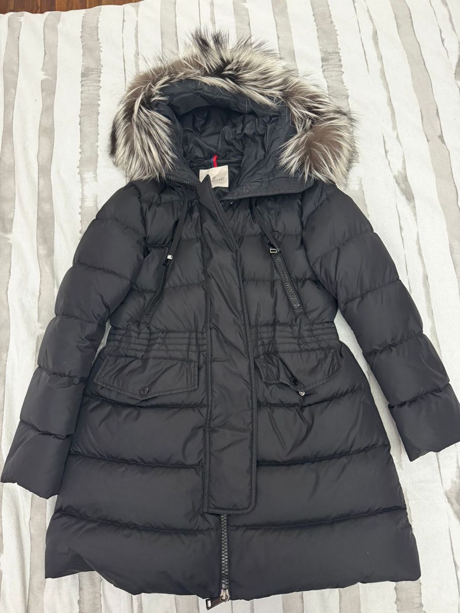 Moncler Cappotti: Moncler Winterjacke M/L – Nuovo (secondo la descrizione) da Zürich venduto da Sanza2
