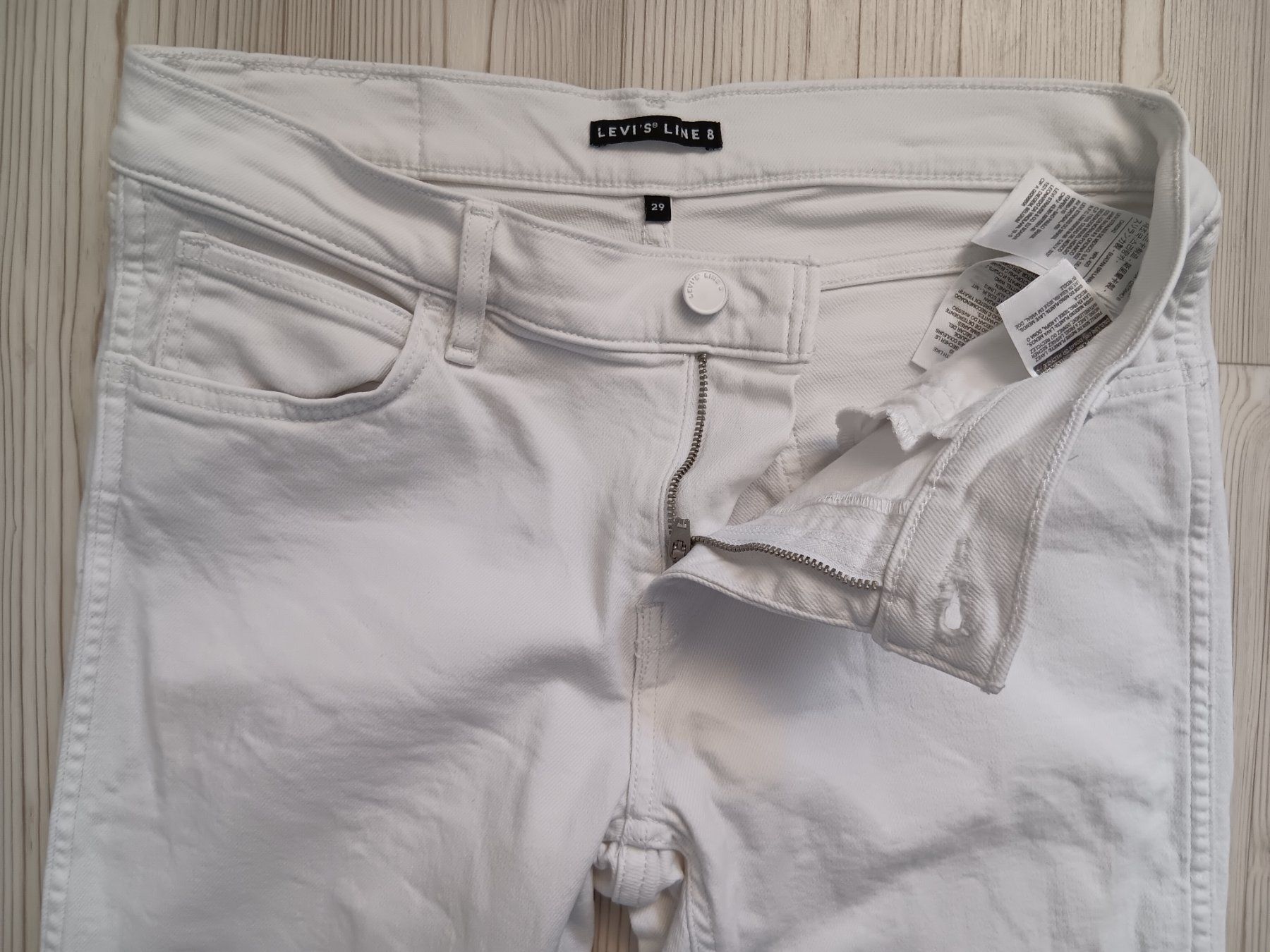 Levi's Jeans: LEVI'S LINE 8 Jeans taille / Grosse 29 – Usato da Cossonay-ville venduto da Super-Price-Quality 4