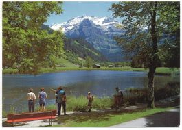 LENK Wanderer am Lenkerseeli - Foto Zahlen