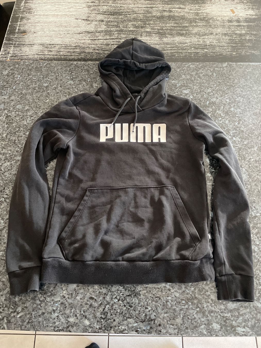 Puma Maglioni & Felpe: Hoddie Gr.38 – Usato da Schlossrued venduto da Julio25