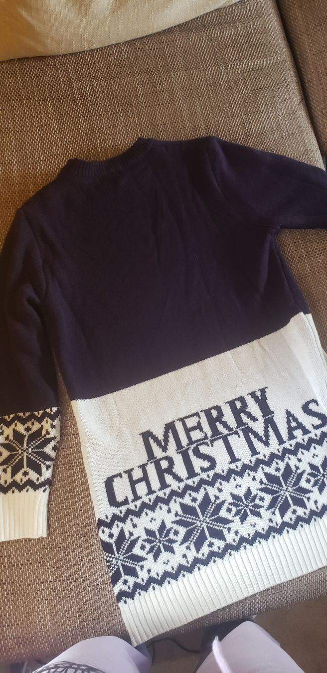 Robes: Robe pull de Noël  – D'occasion à Le Séchey par Jill93 1