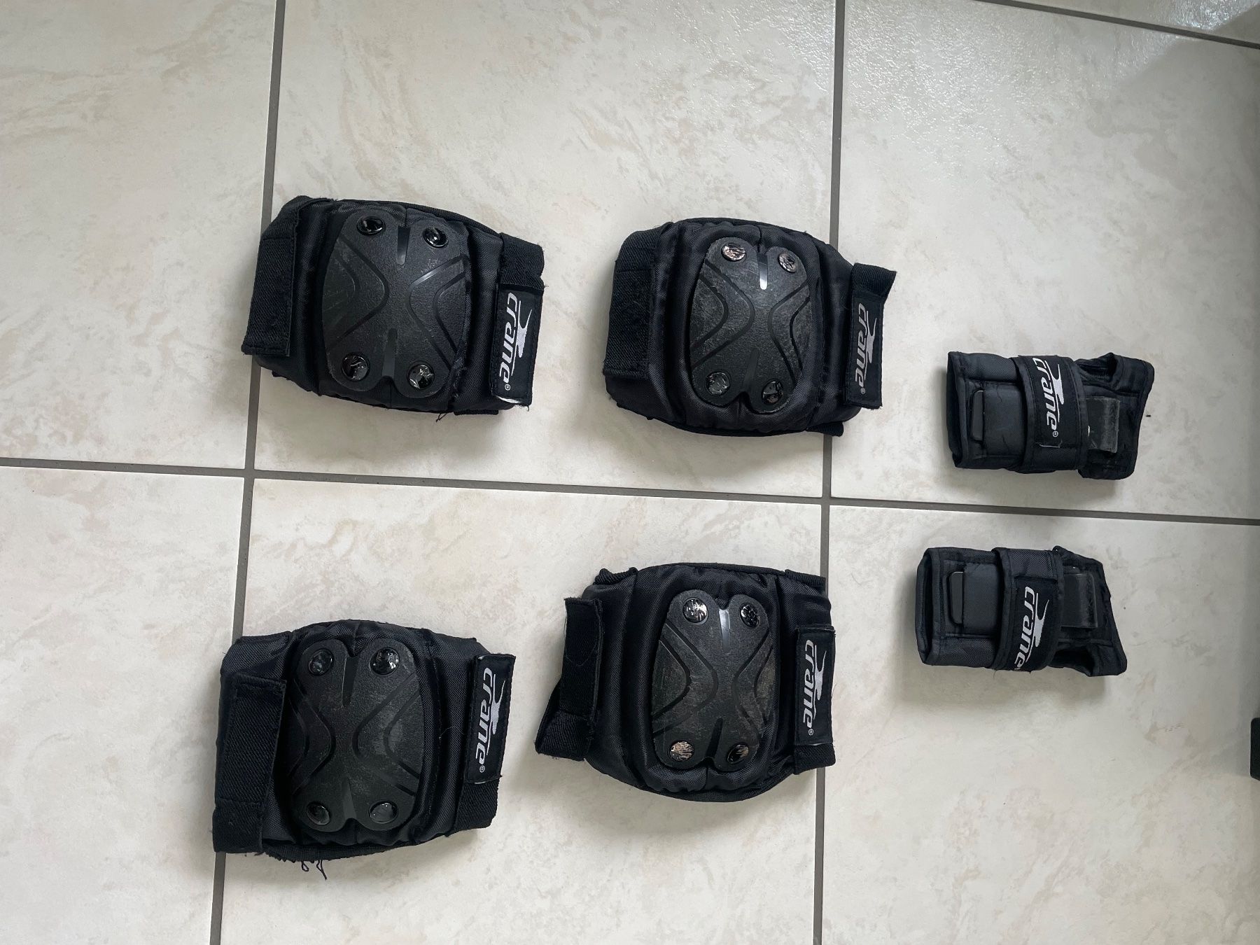 Pattini in linea & Pattini a rotelle: Kinder Softboot-Inlinesaktes und Skating-Schutz – Usato da Kloten venduto da Ceci76 9
