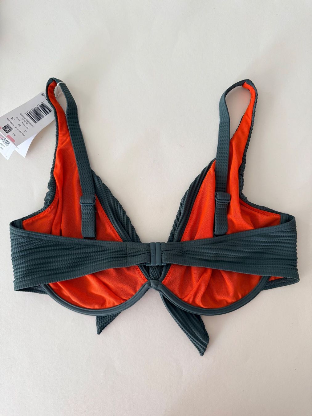 Triumph Badekleider & Bikinis: TRIUMPH, Bikini-Top SUMMER Expression, Grösse 44D, Olivgrün – Neu und originalverpackt aus Rudolfstetten von gst_g7xl 2