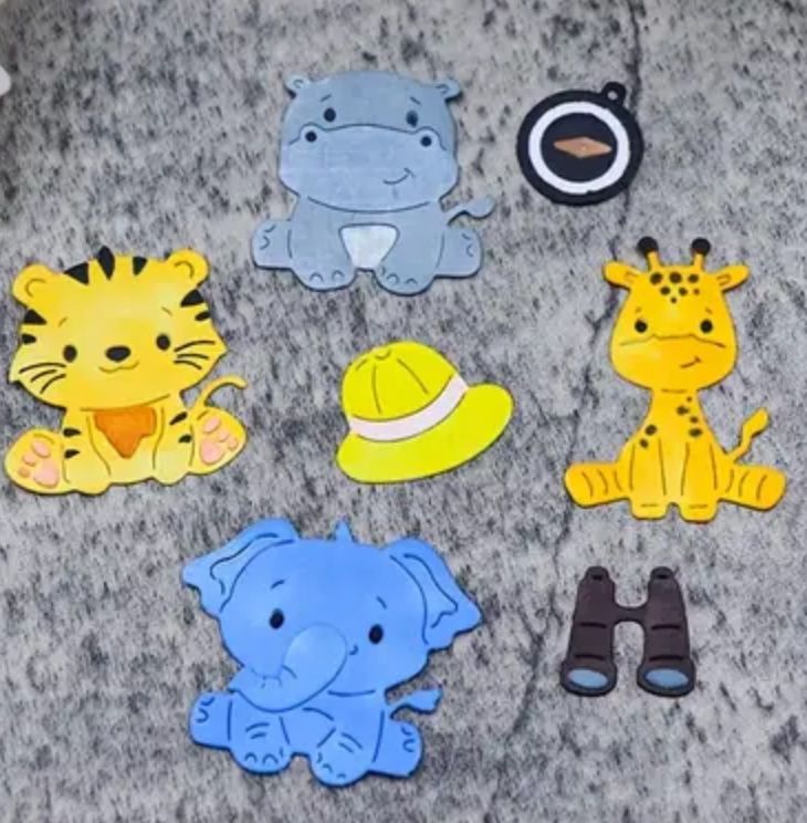 Sciablone: Elefant, Tiger, Nilpferd, Giraffe - Stanzschablone – Nuovo e nell'imballaggio originale da Frenkendorf venduto da jazzplatten 2