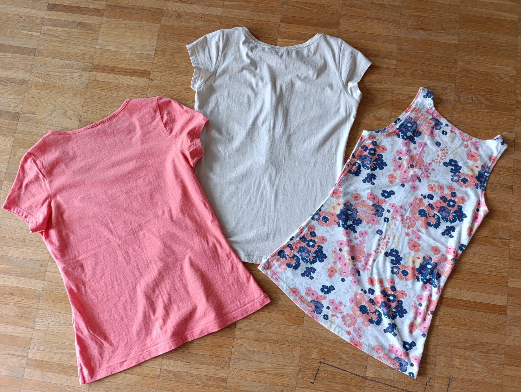 Tops: 3 Sommer Top Damen, Gr S – Gebraucht aus Zürich von VorlonShadow 1