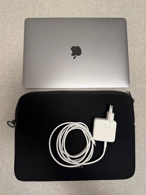 Notebook: MacBook Air  – Usato da Ecublens VD venduto da fid_zp5h