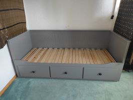Tagesbett mit 3 Schubladen, grau