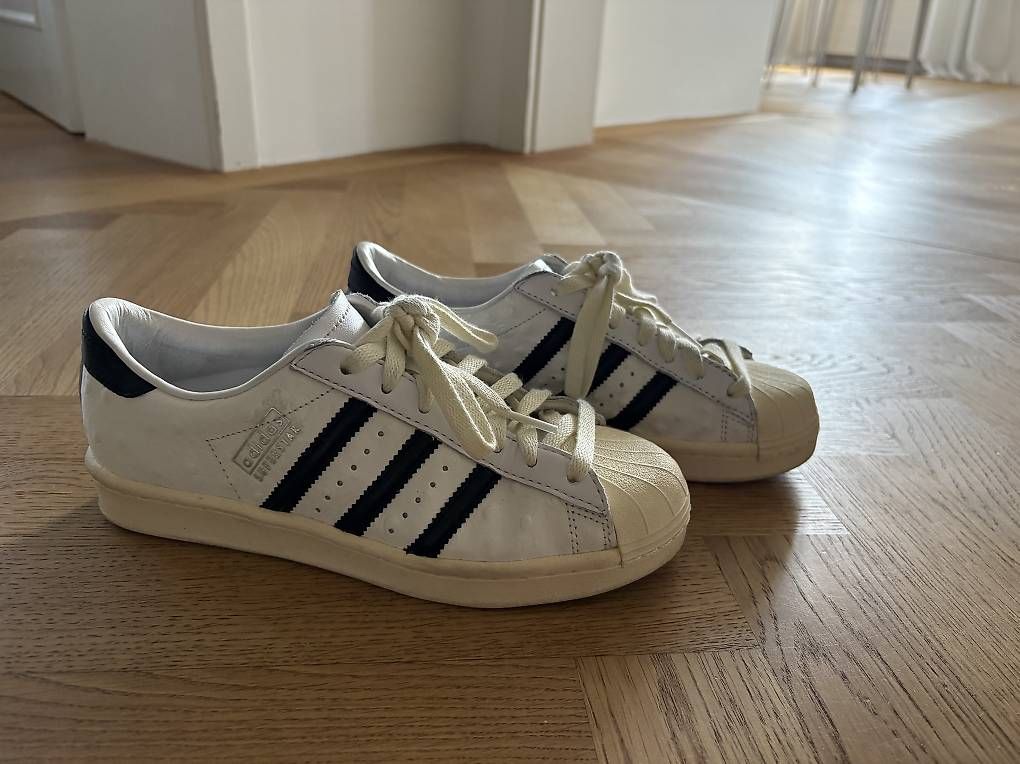 Scarpe da donna: Adidas Superstar  – Usato da Bern venduto da nin_y967 1