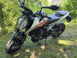 KTM 390 Duke 