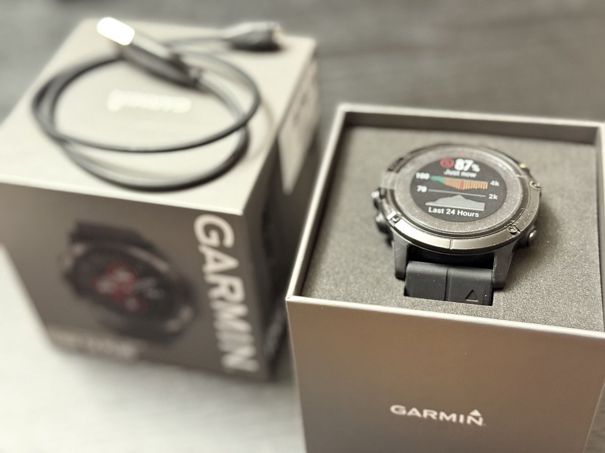 Garmin Smartwatch: Garmin Fenix 5X Plus Sapphire Edition – Usato da Glattpark(Opfikon) venduto da jos_fj2q