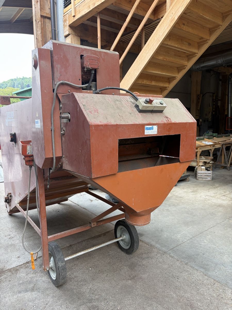 Tutte le macchine: Javo Mixer kompost / Futter – Usato da Madonna del Piano venduto da scule8 2