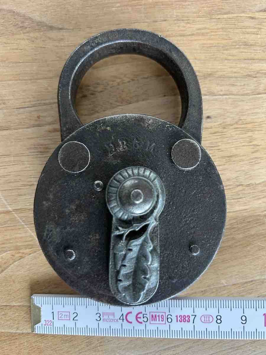 Lucchetti: Antikes Vorhängeschloss Metall – Usato da Kreuzlingen venduto da Pix66 3