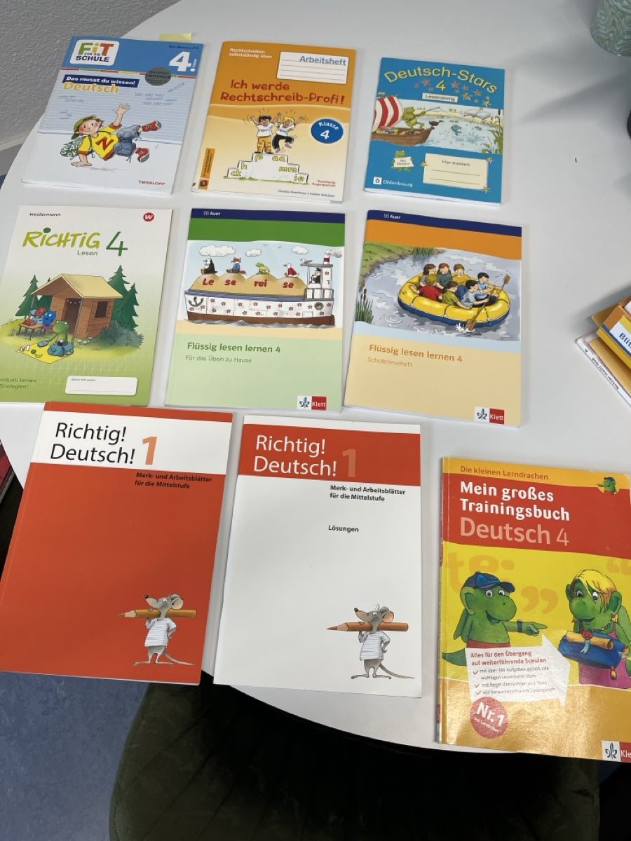 Livres: Deutsch Lehrmittelpaket 2 – D'occasion à Wolhusen par Sammler16