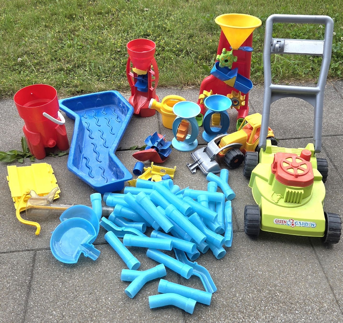 Sabbiera per bambini: Sand-/Wasserspielzeug – Usato da Oberkirch LU venduto da Tatamara