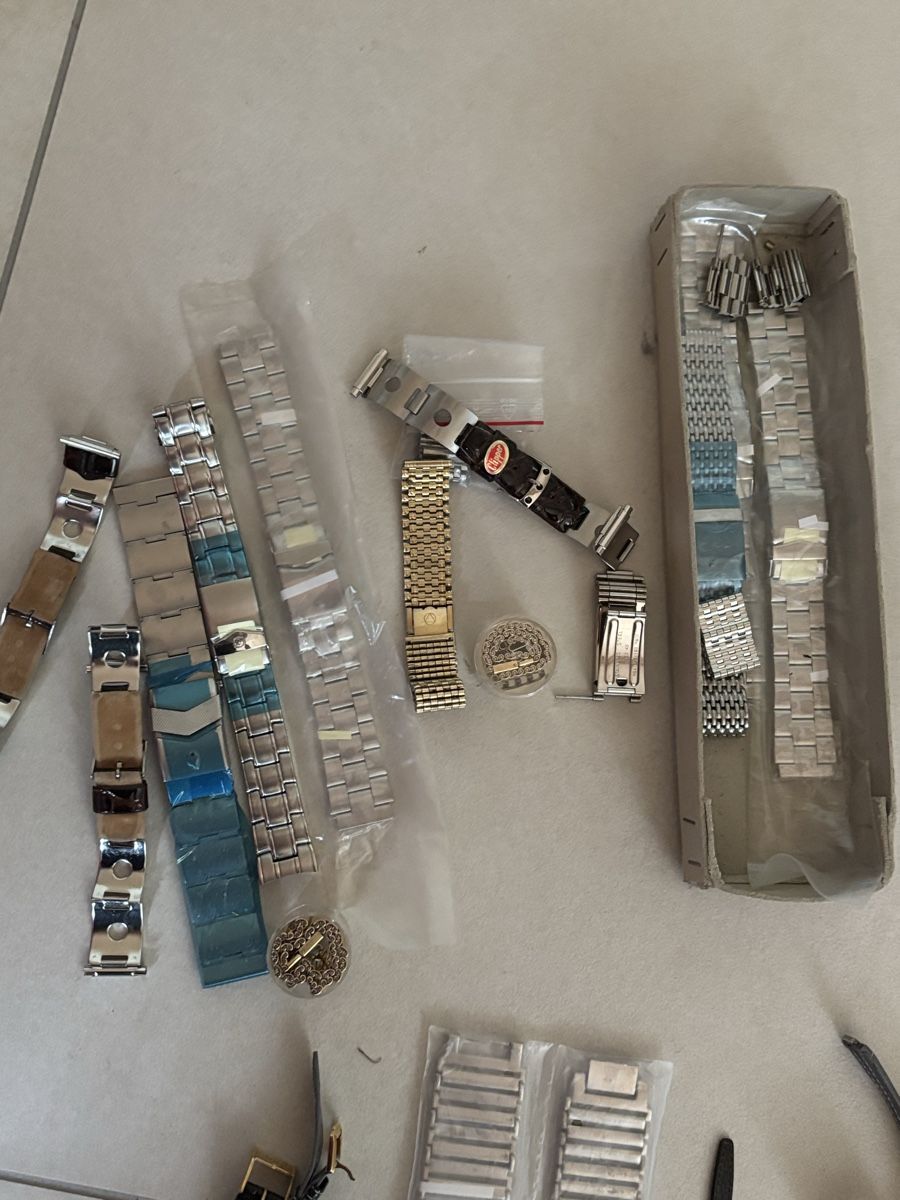 Rado Uhren: Lot Rado – Neu (gemäss Beschreibung) aus Rüti b. Büren von CenicAG 8