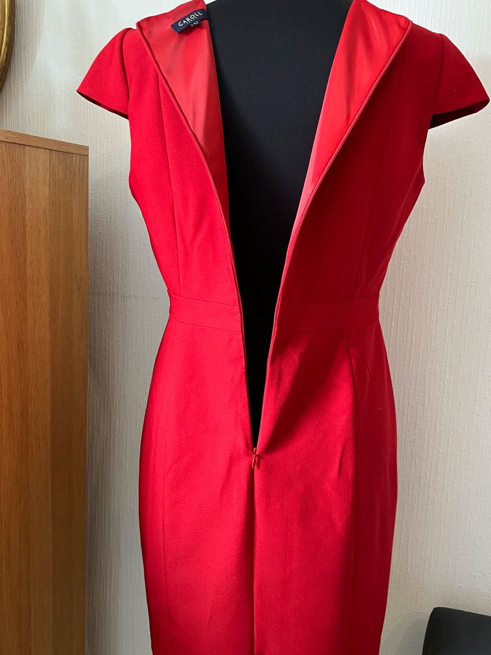 Vestiti: Robe Caroll T 42 – Usato da Peseux venduto da Chimon59 2