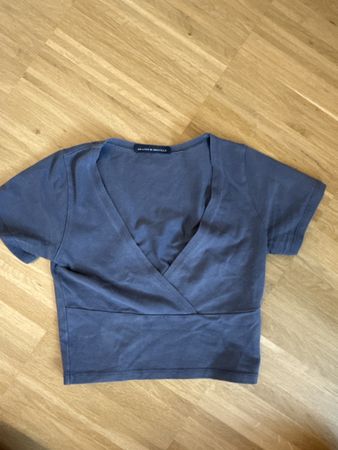 Brandy Melville Crop Top blau