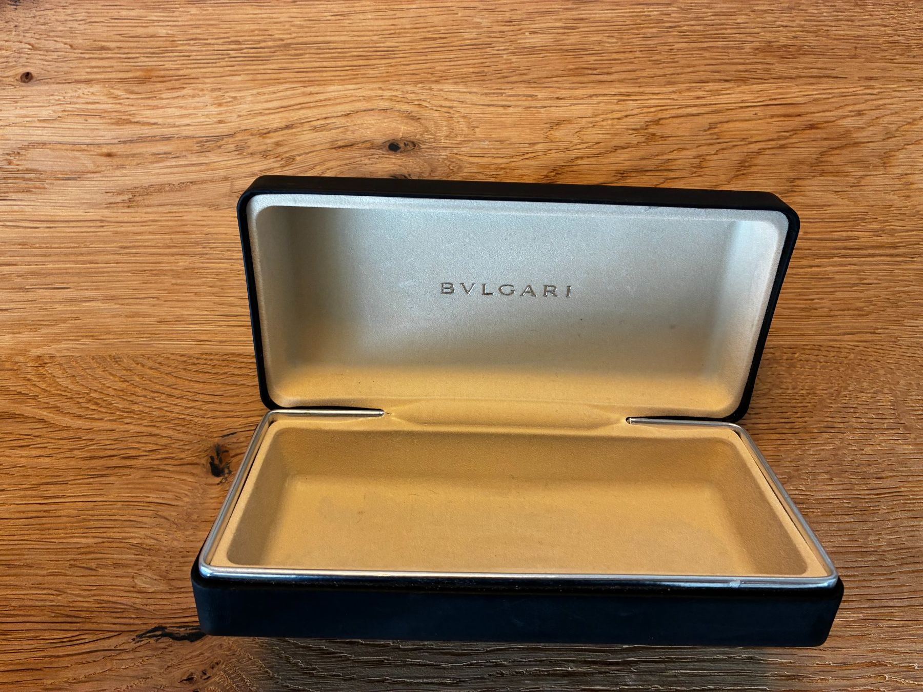 Bulgari Altro in  Abbigliamento & Accessori: Bulgari Brillenetui (original) – Usato da Wil SG venduto da alexdieter 2