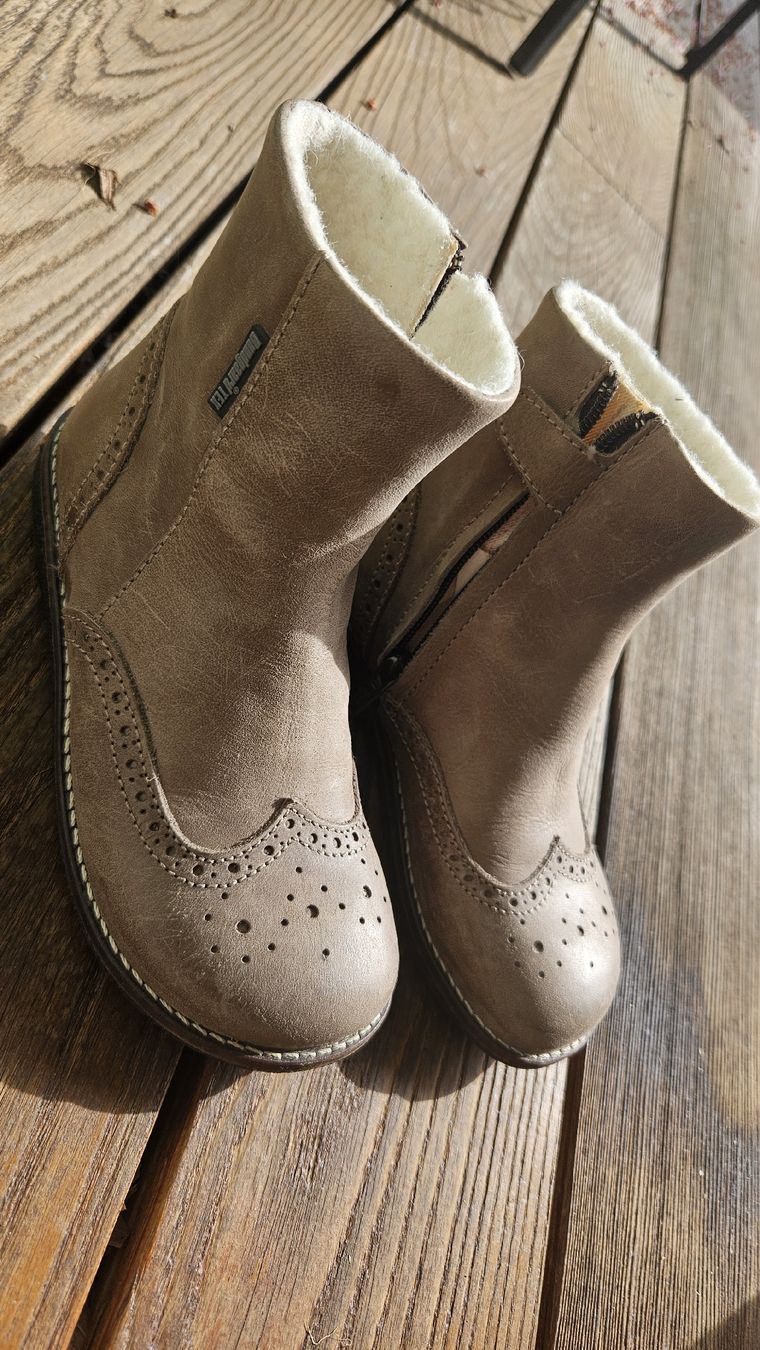 Scarpe per ragazze: gefütterte Stiefeletten Gr.30 – Usato da Balgach venduto da Floeru84