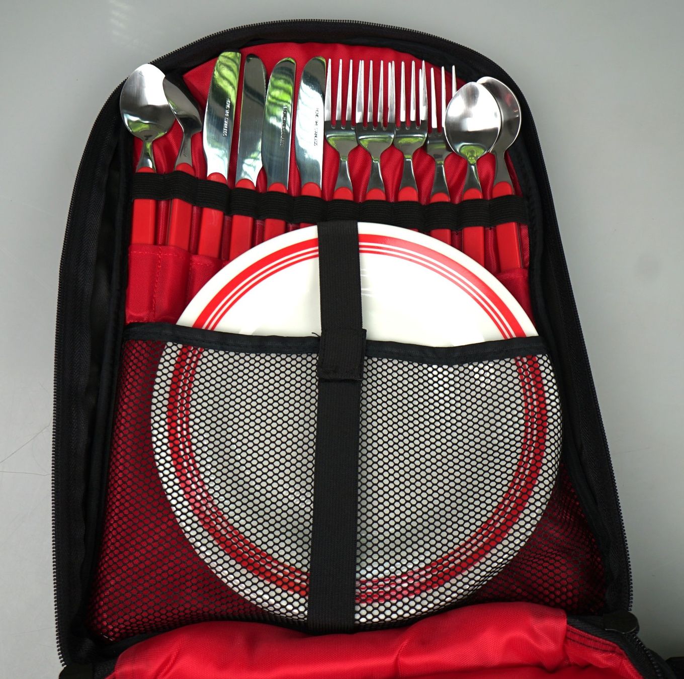 Rucksäcke: PicnicTime Rucksack mit Zubehör – Gebraucht aus Volketswil von brockipfannenstil 7