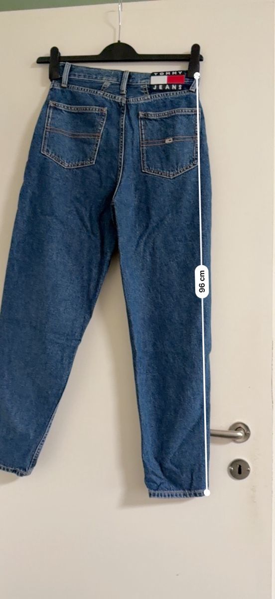 Jeans: Tommy mom Jeans, Grösse 25/30 – Nuovo (secondo la descrizione) da Effretikon venduto da van_7lf9 6