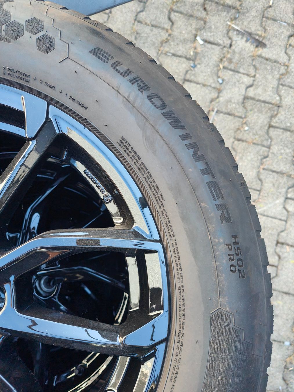 Ford Pneus & Roues: Ford Kuga Winterräder – D'occasion à Oberengstringen par Reifen-Lagerverkauf 3