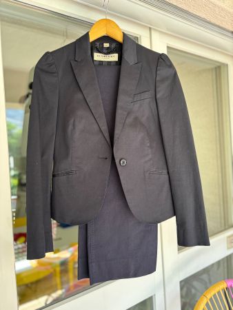 Tailleur Burberry London femme taille 38 jamais porté