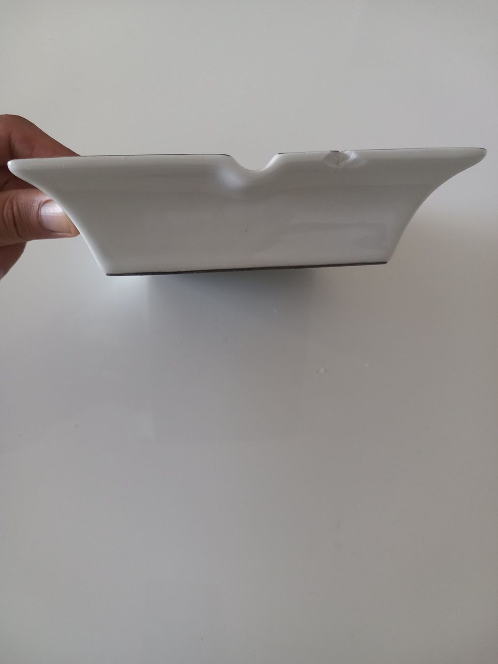 Hermès Aschenbecher: Hermes cendrier dauphins bordure platine – Gebraucht aus Genève von GenevaLuxury 8