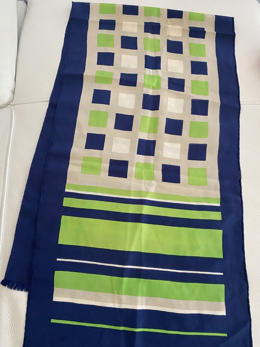 Foulard & Sciarpe: Seiden Schal 🌸 – Usato da Opfikon venduto da Luis144 2