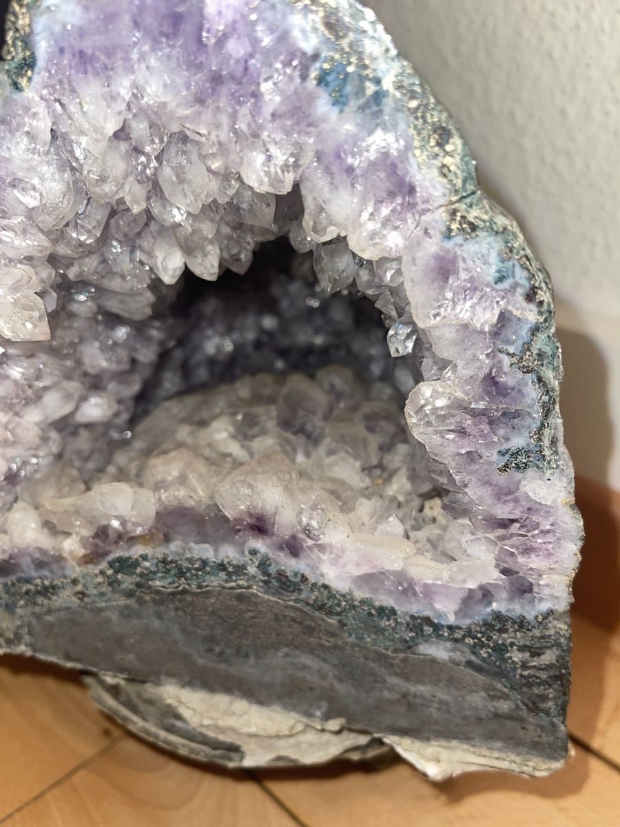Mineralien & Heilsteine: Wunderschöne Amethyst Geode – Gebraucht aus Zürich von Hamaster 3
