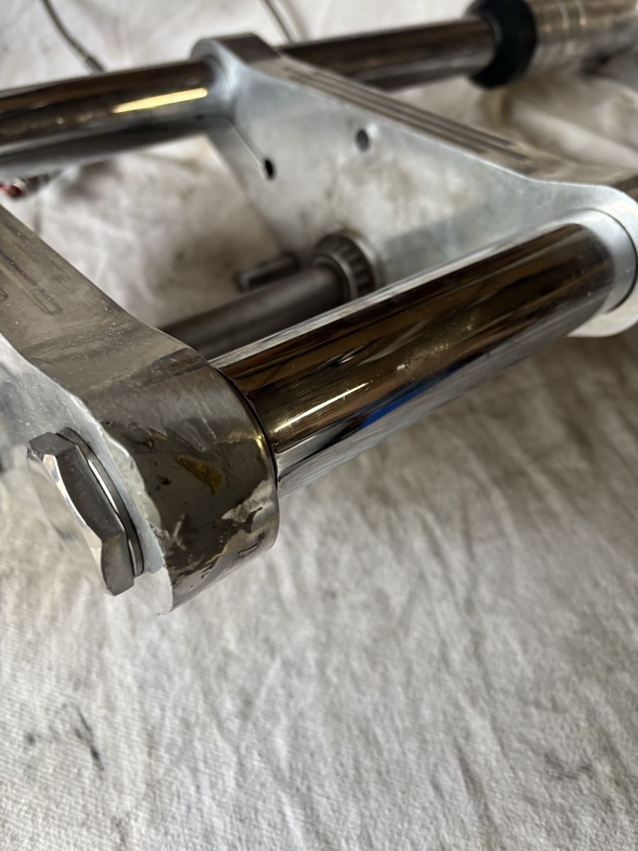 Harley-Davidson Alle Motorradersatzteile: Harley Davidson Gabel mit Anbauteile – Gebraucht aus Schötz von Harley35 8