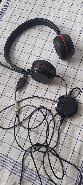 Casques audio: kopfhörer – D'occasion à Grabs par Neuton 1