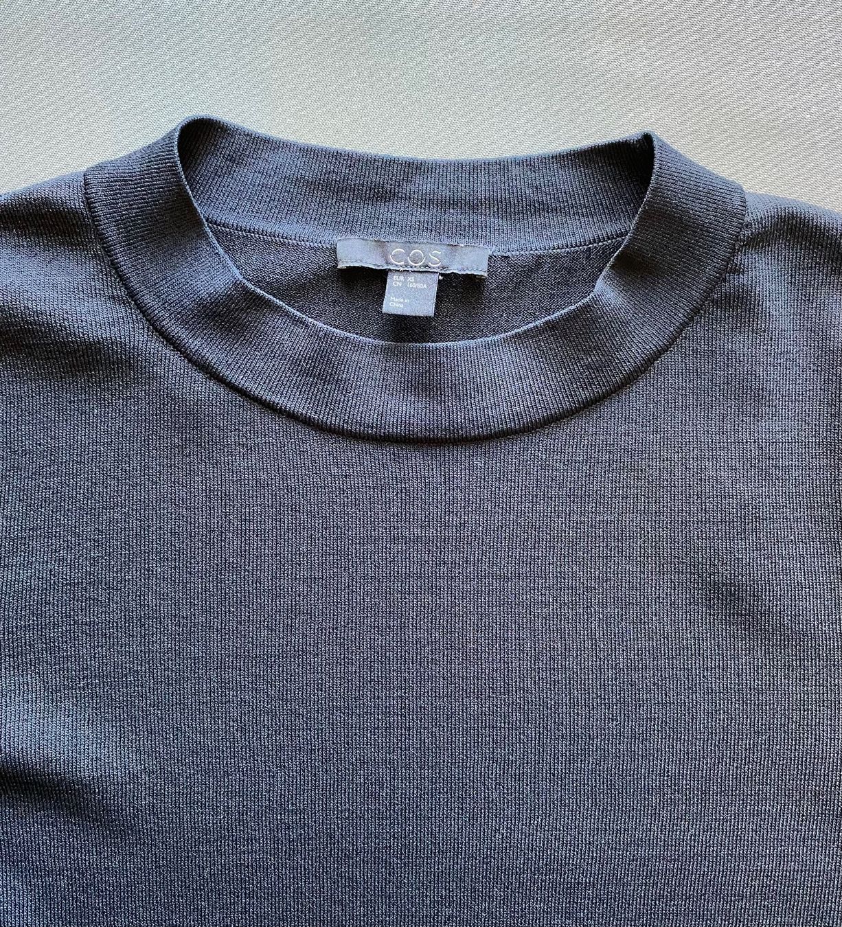 Cos Maglioni & Felpe: COS Pullover mit plissierten Ärmeln, Grösse XS – Usato da Olten venduto da ksenya.s 4