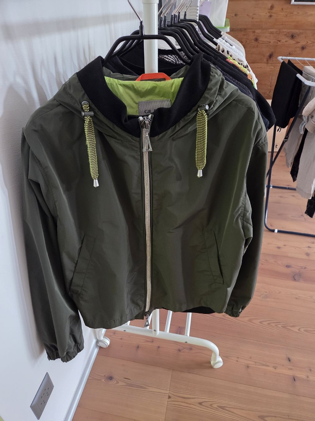 Gil Bret Vestes: GIL BRET Jacke Grösse 38 NEU – Neuf (Voir description) à Appenzell par Entchen3