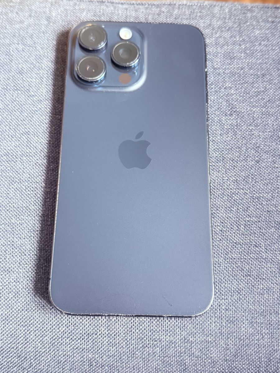 Apple Telefoni cellulari / Smartphones: iPhone 15 Pro Max 1Tb Blau – Usato da Uster venduto da jca_pr9r 1