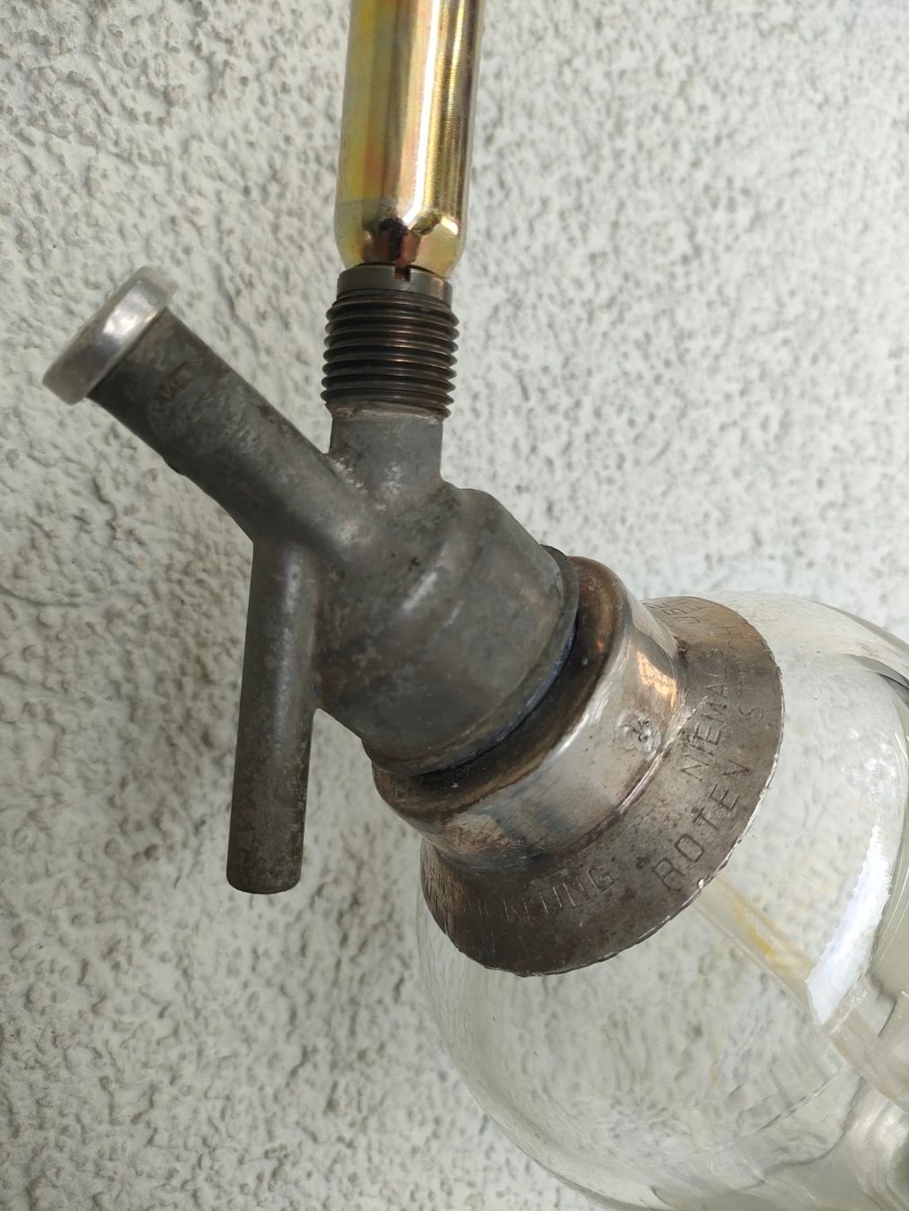 Bottiglie: Wunderschöne und dekorative Siphonflasche aus Glas – Usato da Dietikon venduto da Tucumano1981 5