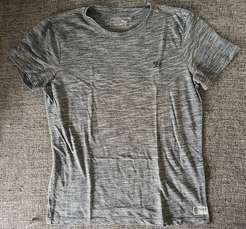 T-Shirts: T-Shirt Jungend Grösse M - Sammelpaket – Gebraucht aus Goldach von Pp 1