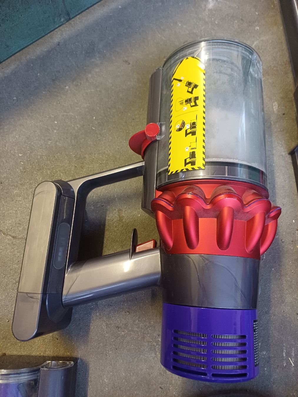 Dyson Staubsauger & Zubehör: Dyson V10+V6 für Bastler – Defekt aus Wangenried von Recycler94 4