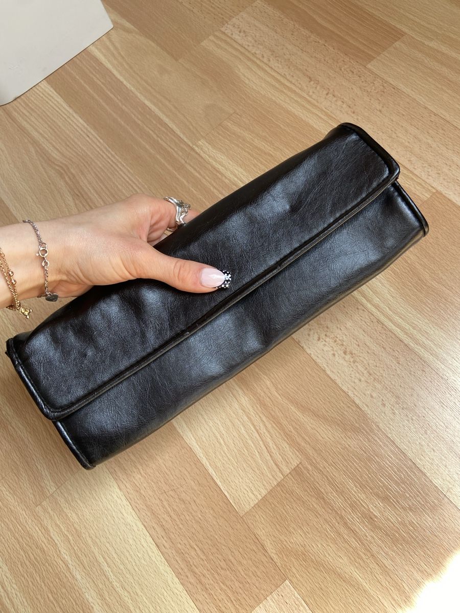 Borse da donna: Pochette similicuir noir forme baguette  – Usato da Mont-sur-Lausanne venduto da lau_2775